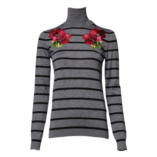 Grauer Pullover mit Blumenstickerei