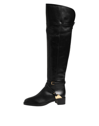 Schwarze hohe Stiefel aus Leder mit Schnallen