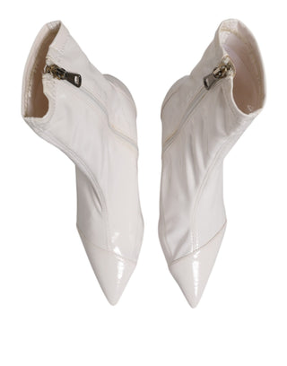 Weiße Stiletto-Absatzstiefel