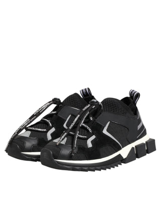 Zapatillas negras y blancas con logo Sorrento