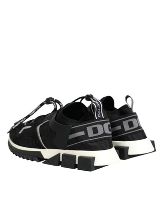 Zapatillas negras y blancas con logo Sorrento