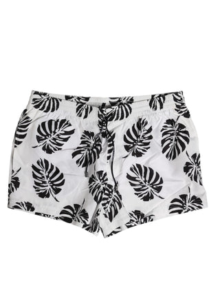 Pantalones cortos de playa y bañador blancos con estampado negro  