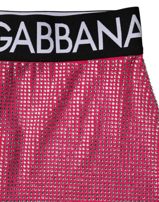 Rosa Minirock mit Strass-Logo