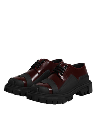 Zapatos de trekking rojos de piel con cordones