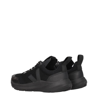 Schwarze sportliche Stoff-Sneaker