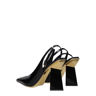 Sandalias negras de cuero