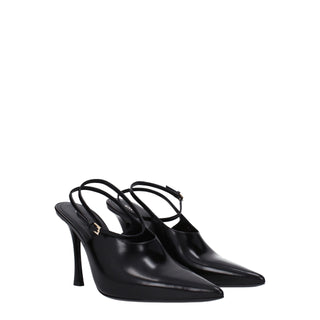 Zapatos de tacón alto de cuero negro