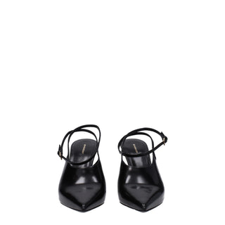 Zapatos de tacón alto de cuero negro