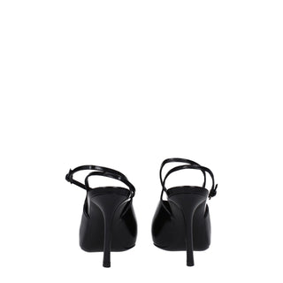 Zapatos de tacón alto de cuero negro