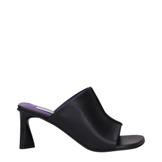 Sandalias de tacón stiletto de cuero negro