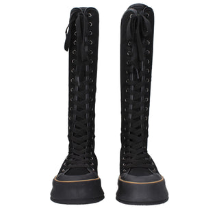 Botas negras de tela con cordones