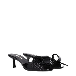 Schwarze Ledersandalen