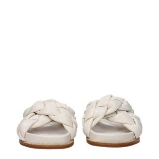 Beige Lederhausschuhe