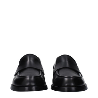 Mocasines sin cordones de cuero negro