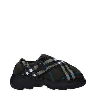 Mocasines sin cordones de tela verde