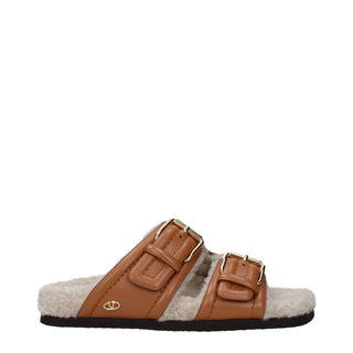 Zapatillas de cuero marrón