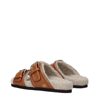 Zapatillas de cuero marrón