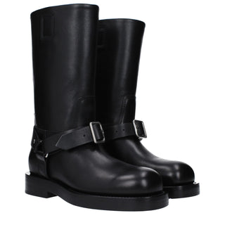 Botas de cuero negro