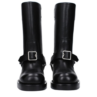 Botas de cuero negro
