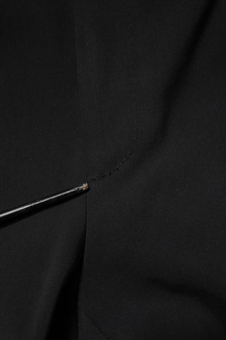 Traje de dos piezas negro de algodón de un solo botón