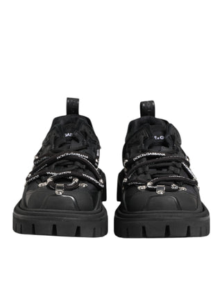 Zapatillas negras bajas con cordones para trekking