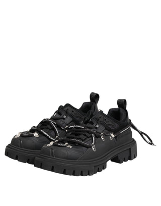 Zapatillas negras bajas con cordones para trekking