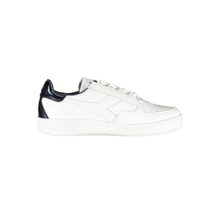 Zapatillas blancas de cuero para mujer