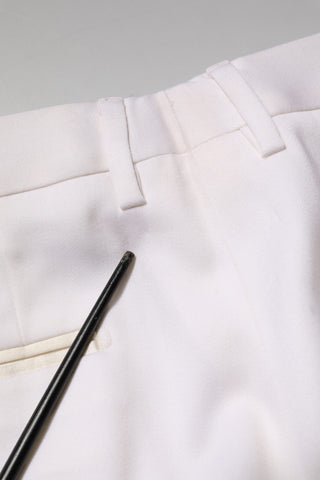 Weiße, schmal geschnittene Business-Hose aus Polyester