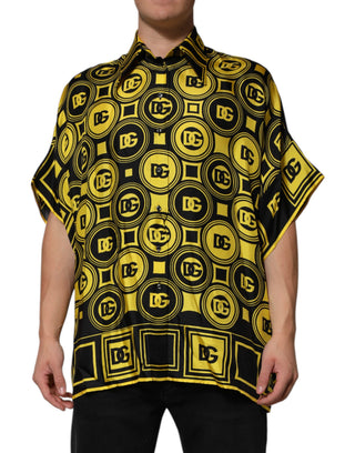 Gelbes Seiden-T-Shirt mit silbernem DG Logo und geometrischem Muster