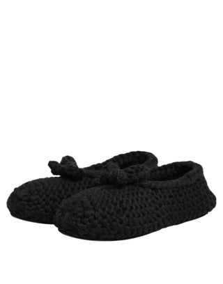 Schwarze Ballerina-Slipper aus Wolle zum Hineinschlüpfen