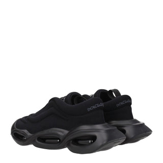 Schwarze klobige Sneakers aus Stoff