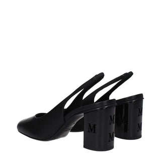 Zapatos de tacón alto de cuero negro
