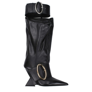 Botas de cuero negro
