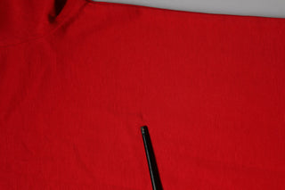 Camiseta roja de manga corta con cuello redondo