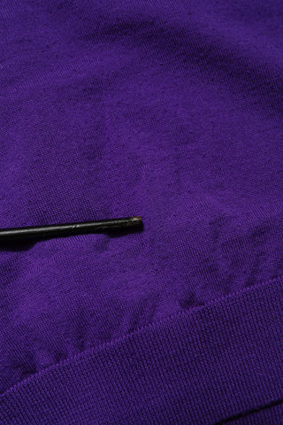 Cárdigan de punto de lana morado con cuello en V