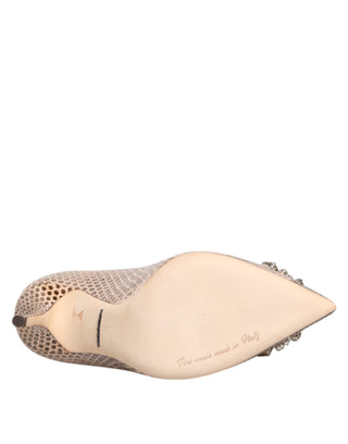 Zapatos de salón beige de cuero con cristales decorativos