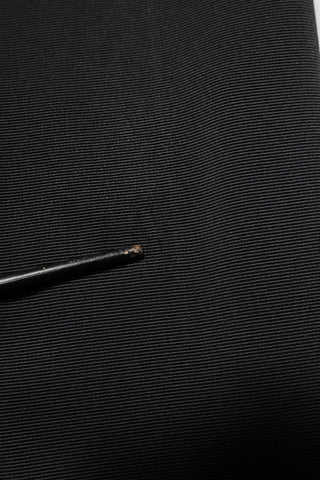Schwarze hochtaillierte, zulaufende Hose aus Azetat