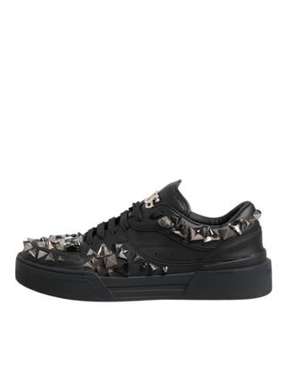 Zapatillas bajas negras de cuero con tachuelas