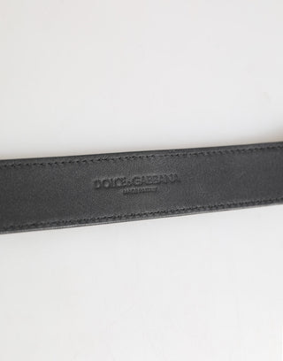 Silbernes texturiertes Lederhalsband mit goldfarbenem Metall