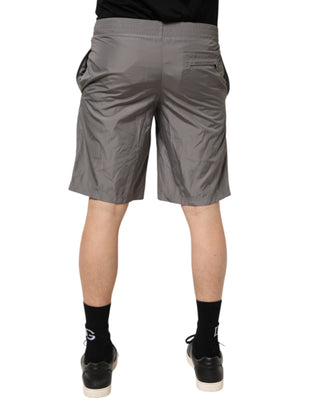Pantalones cortos de playa con cinturilla elástica de nylon gris claro