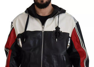 Chaqueta blusón con capucha de cuero negro