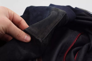 Chaqueta blusón de ante de cordero azul oscuro