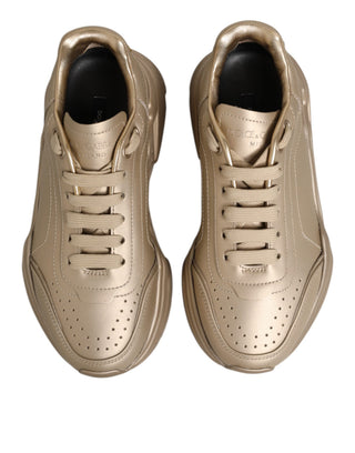 Zapatillas Daymaster de cuero dorado para mujer