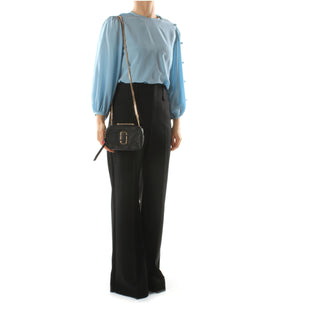 Bolso cruzado de cuero negro