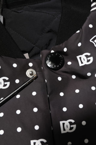 Schwarz-weiße Bomberjacke mit Bandana-Print
