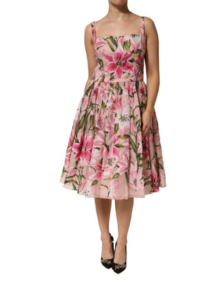 Vestido midi sin mangas rosa con estampado floral de lirios