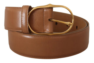 Brauner Ledergürtel mit ovaler Goldschnalle