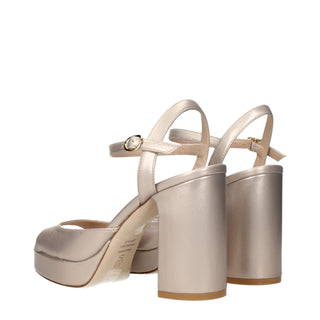 Sandalias con plataforma de cuero beige