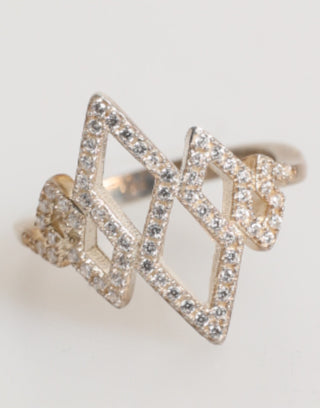 Geometrischer Diamantform-Ring mit Zirkonia-Kristallen
