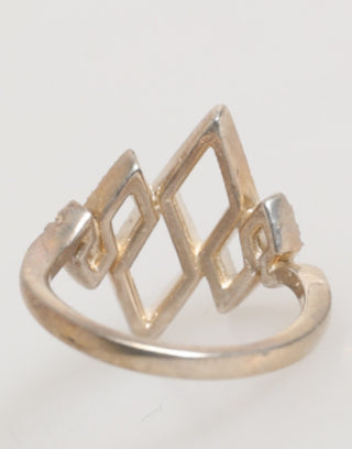 Geometrischer Diamantform-Ring mit Zirkonia-Kristallen